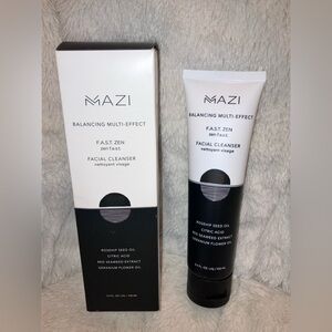 MAZI Balancing Facial Cleanser NWT